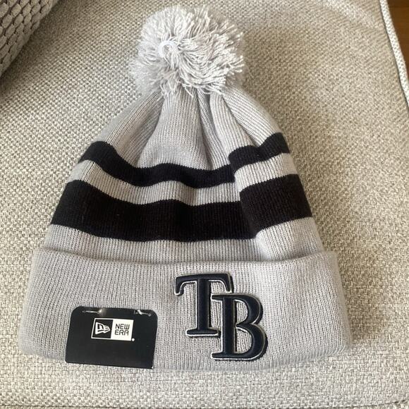 New Era MLB Tampa Bay Rays New Era Gray/Black Rebound Cuffed Knit Hat with Pom - Picture 5 of 6